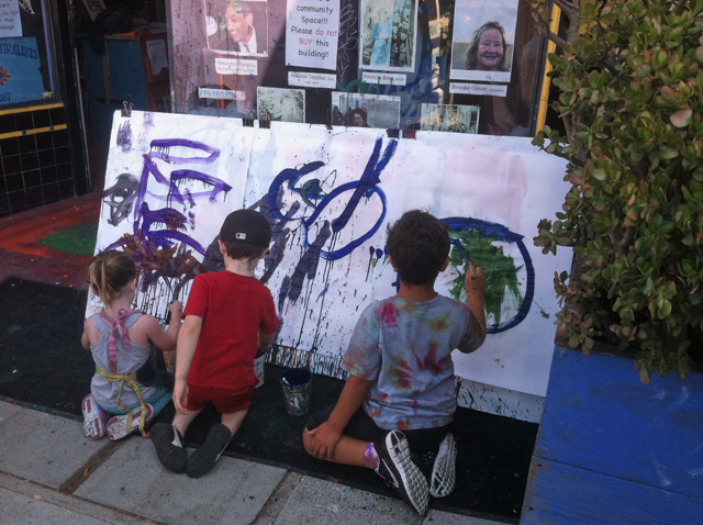 Neighborhood children at Tuesday's free arts class. (Photo: Sarah 