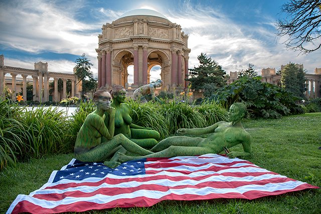 Trina Merry, 'Palace of Fine Arts, San Francisco (after Manet 'Le Déjeuner sur l’herbe'), 2015. (Bodypaint and photo: Trina Merry)