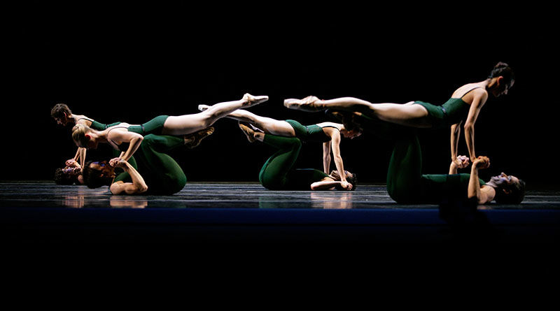 San Francisco Ballet in Wheeldon's Continuum