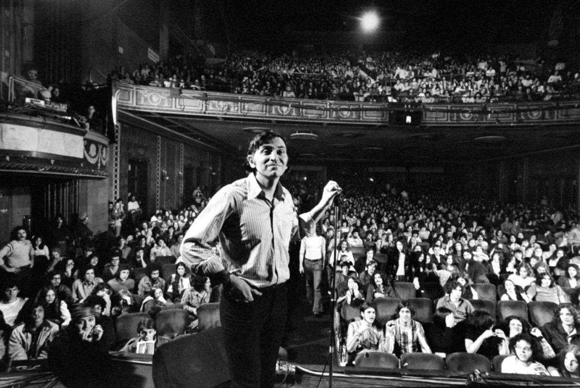 Bill Graham onstage before the final concert at Fillmore East, New York, January 1, 1971. 