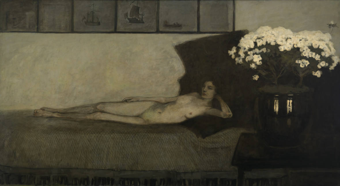 Brooks' 1910 "Azalées Blanches" (White Azaleas) recalls Édouard Manet's 1863 "Olympia."