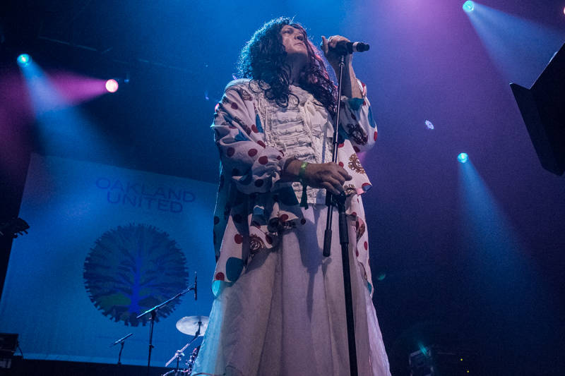 Carletta Sue Kay performs at the Oakland United benefit at the Fox Theater on Dec. 14, 2016. 