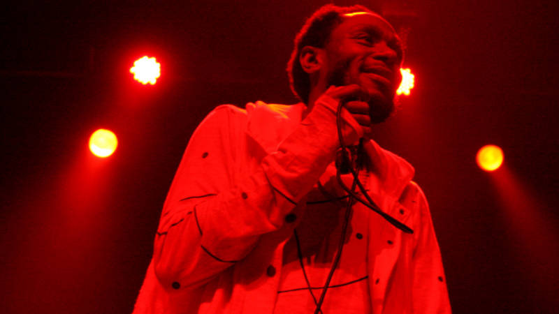 Live Review: Yasiin Bey (Mos Def) Belies Retirement at Fox Theater - KQED