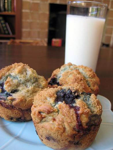 blueberry muffins and milk