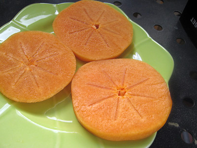 persimmon slices