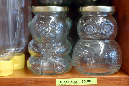 beekeeping honey jars