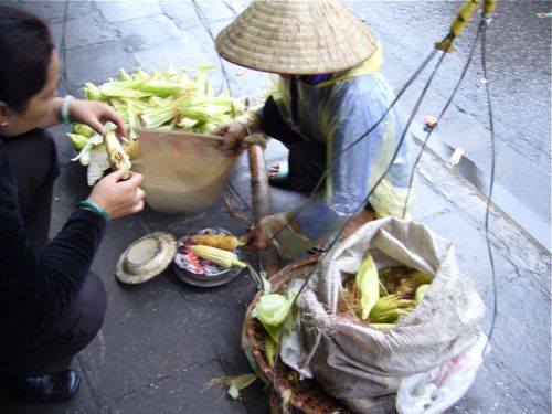 street food in hanoi