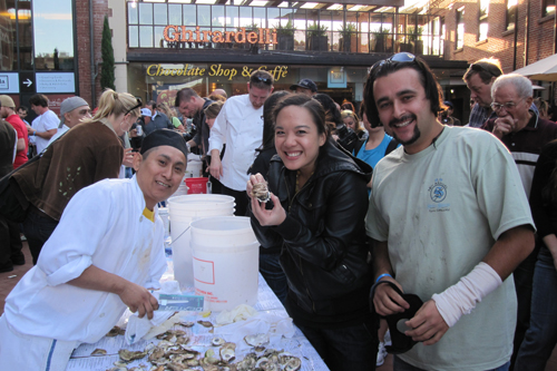 oyster-shuck-and-swallow-McCormick & Kuleto's