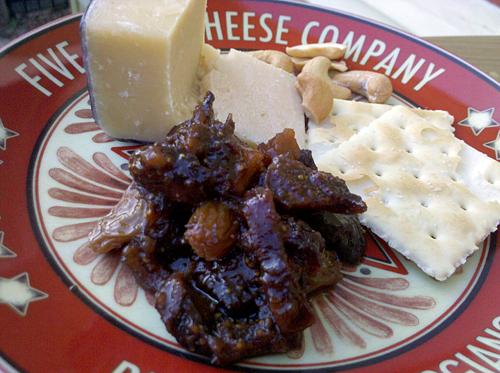 fig chutney with cheese, crackers, and cashews. Photo by Scott Hawkins