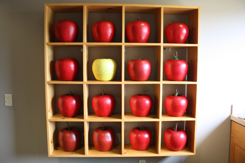 Ramekins Inn, apple art