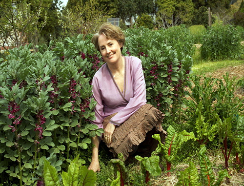Alice Waters photo by David Liittschwager