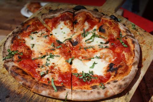 Wood-fired Margherita Pizza (Jackson's Bar and Oven)