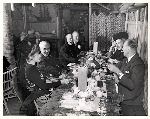 Trader Vics Restaurant, circa 1950. Photo credit: San Francisco History Center, San Francisco Public Library