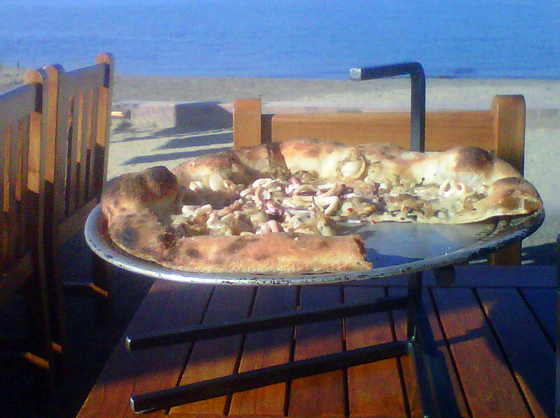Bar Bocce Calamari Pizza