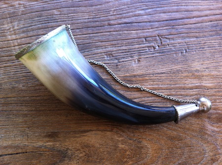 Georgian horn