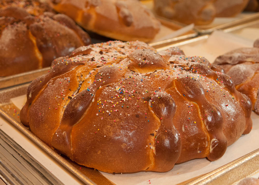 Pan de Muerto in Mission cafe. Photo: Naomi Fiss
