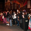 People along the Day of the Dead procession route in the streets of the Mission. Photo: Naomi Fiss