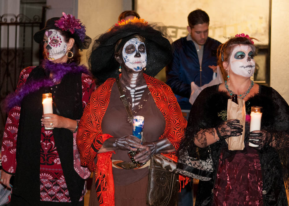 Candlelight vigil at Day of the Dead Procession. Photo: Naomi Fiss