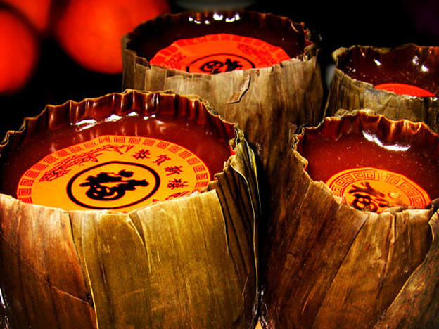 Year cakes made of sticky rice are among the traditional Chinese New Year foods.