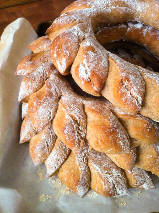 Honey-Wheat Bread Wreath