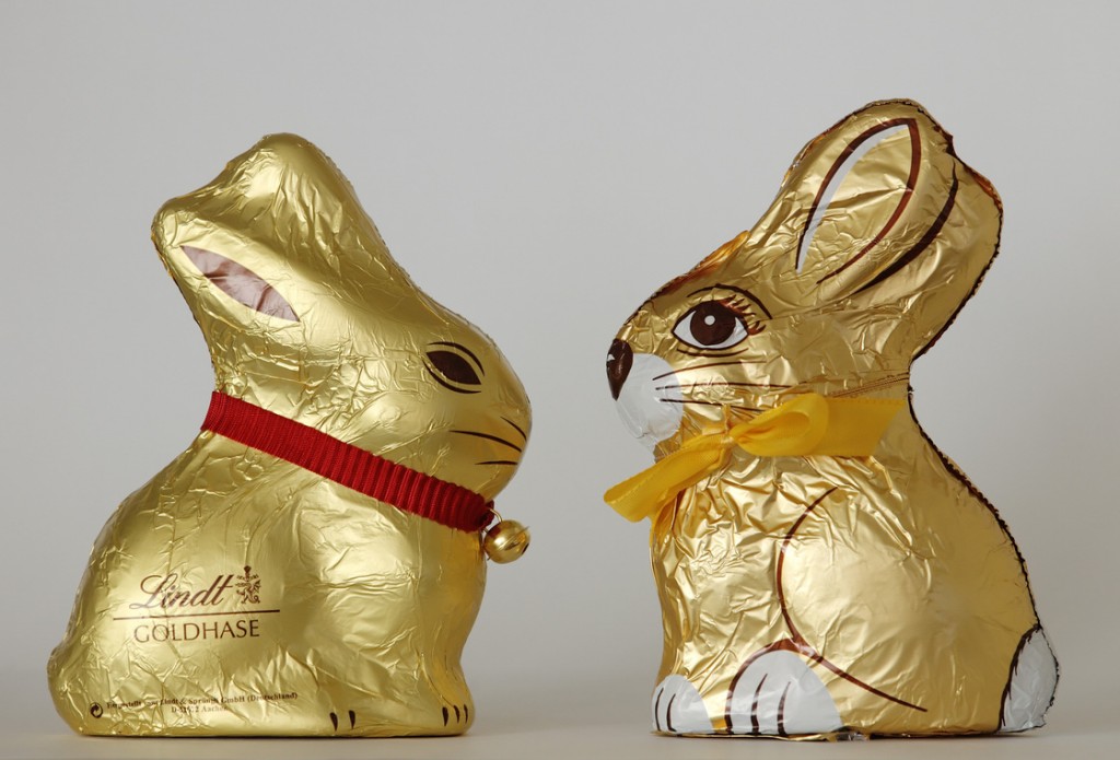 Chocolate Easter bunnies by Swiss company Lindt, left, and Austrain company Hauswirth, which agreed to stop making chocolate Easter bunnies that look like those made by Lindt Photo: Heinz-Peter Bader /Reuters /Landov