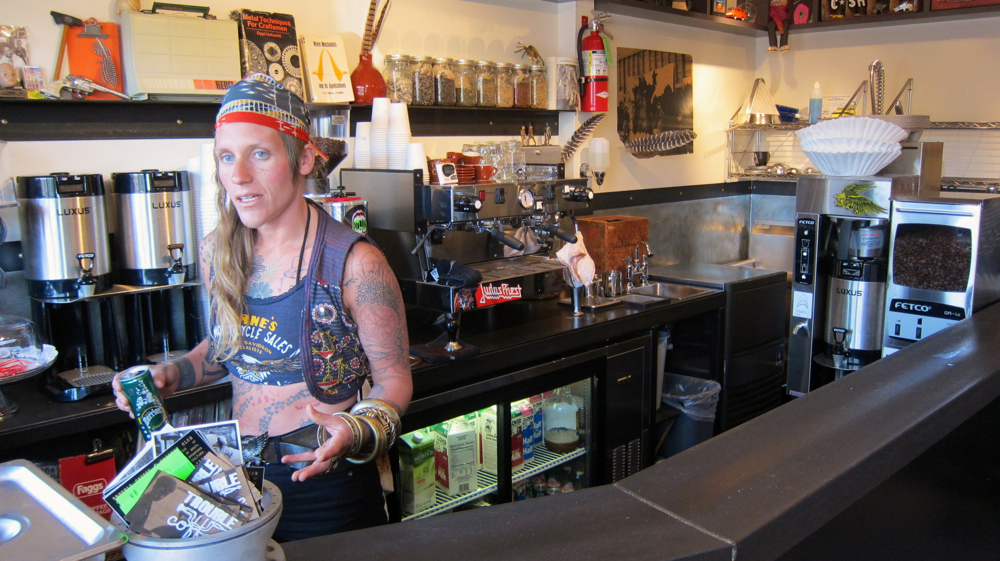Giulette Carelli, Trouble Coffee's rock star owner