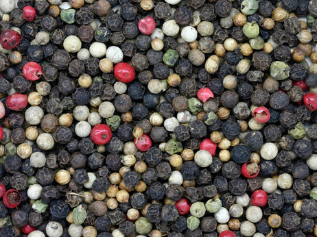 Pepper is the spice most commonly contaminated with Salmonella and other pathogens. Photo: iStockphoto.com