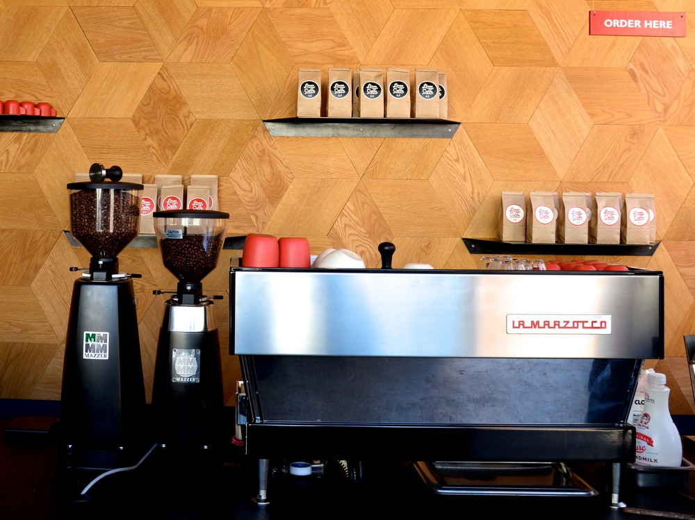 Linea Caffe exclusively serves espresso drinks made to order using their La Marzocco Linea machine. Photo: Emmeline Chuu.