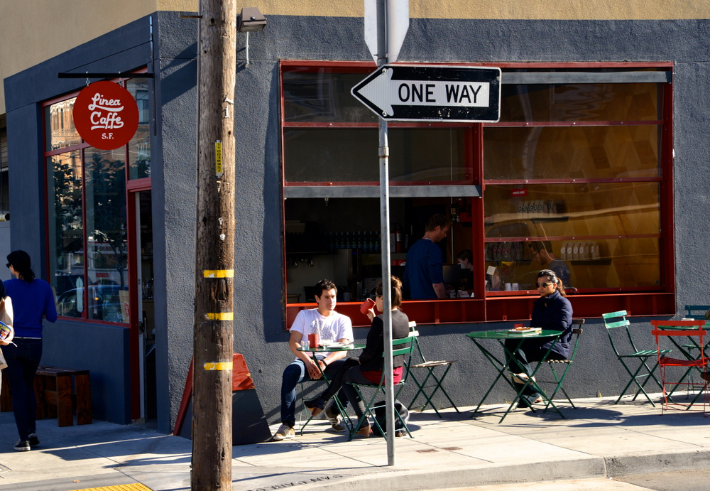 Linea Caffe sits at the corner of 18th and San Carlos in the Mission district. Photo: Emmeline Chuu.