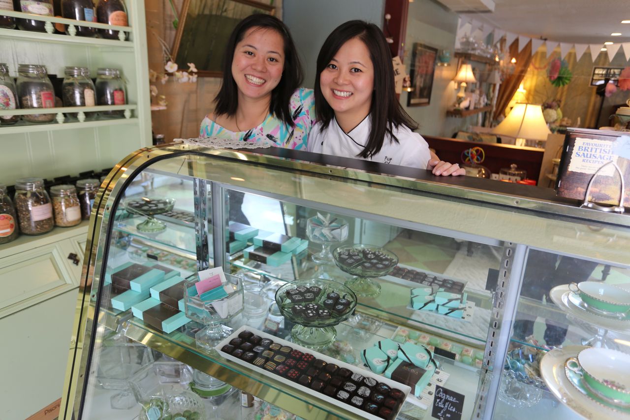 Susan Lieu, left, with her sister Wendy of Socola Chocolatier. Photo courtesy of Socola Chocolatier