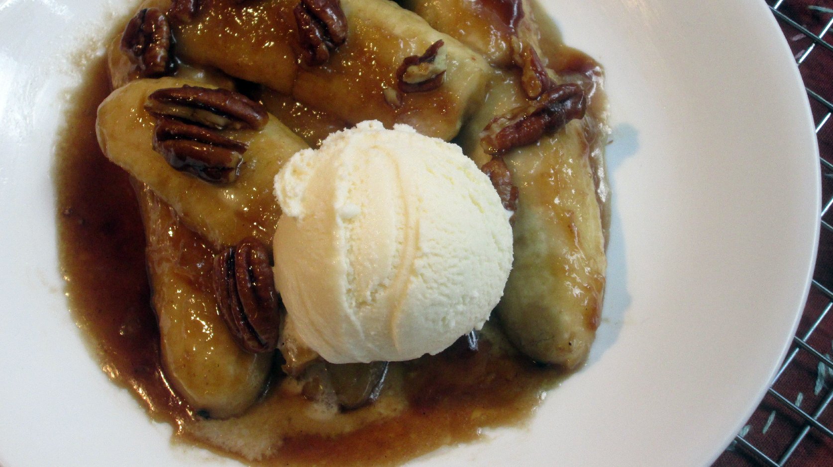 Caramelized Bananas With Nuts And Orange Liqueur. Photo: Laura B. Weiss/NPR