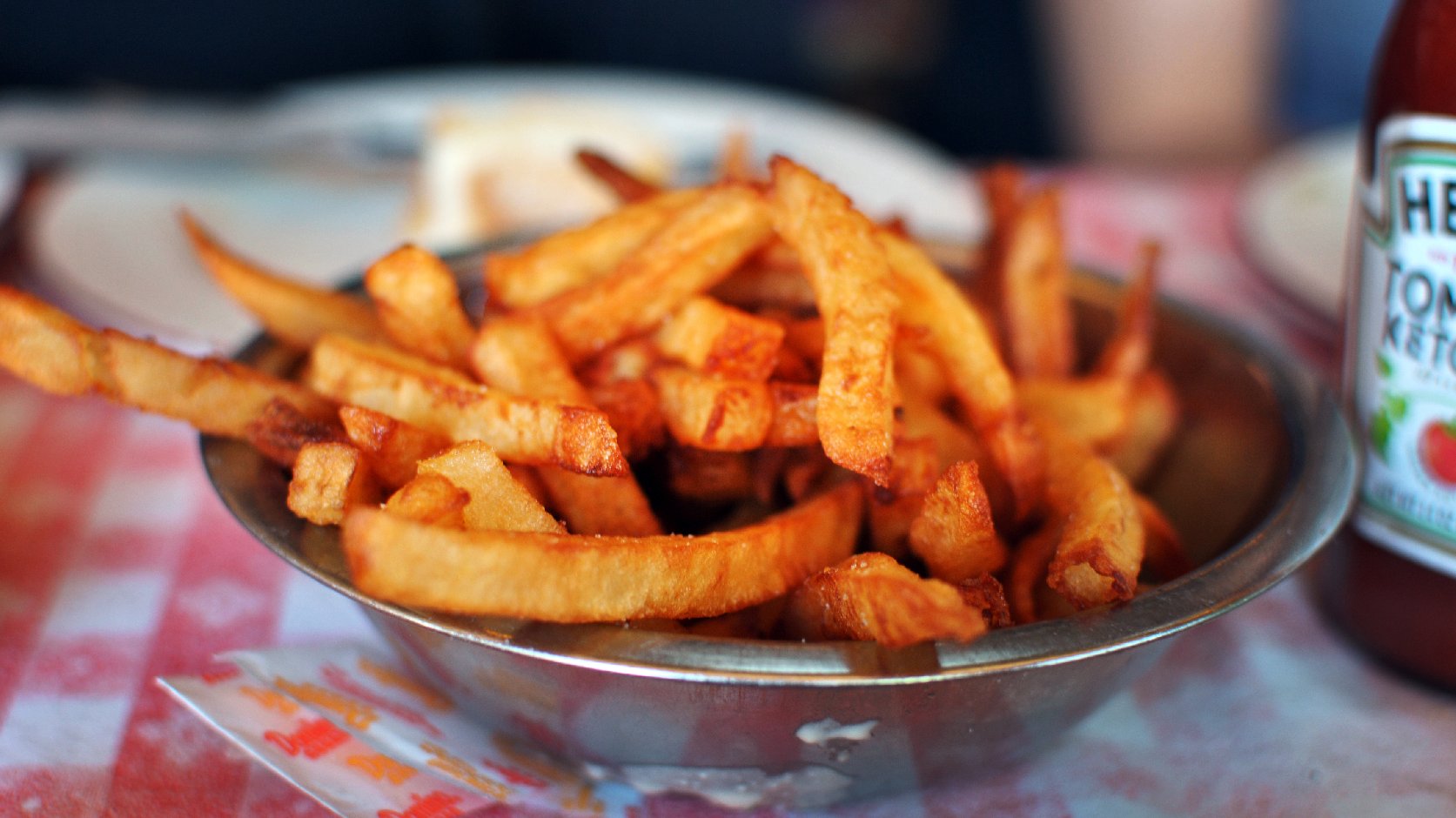 Oh, these look good! But how much the fries hurt your waistline depends not only on how many you eat but also your DNA. Photo: angela n /flickr