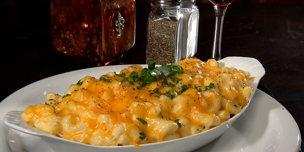 Macaroni and Cheese at Old Skool Cafe