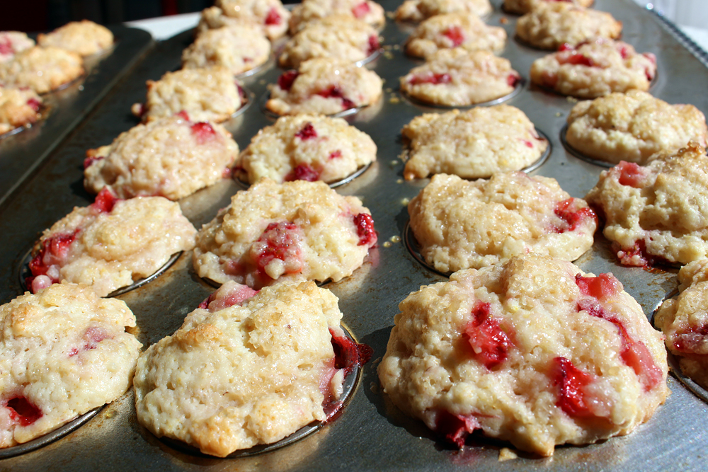 Fresh baked strawberry-lemon mini muffins in tin. Photo: Wendy Goodfriend