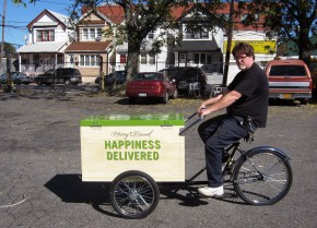 Worksman Cycles makes trikes for food vending and for general deliveries. Most of its customers are independent businesses, but some are larger national chains like gourmet food purveyor Harry and David, whose food bike is pictured above. Photo: Courtesy of Worksman Cycles