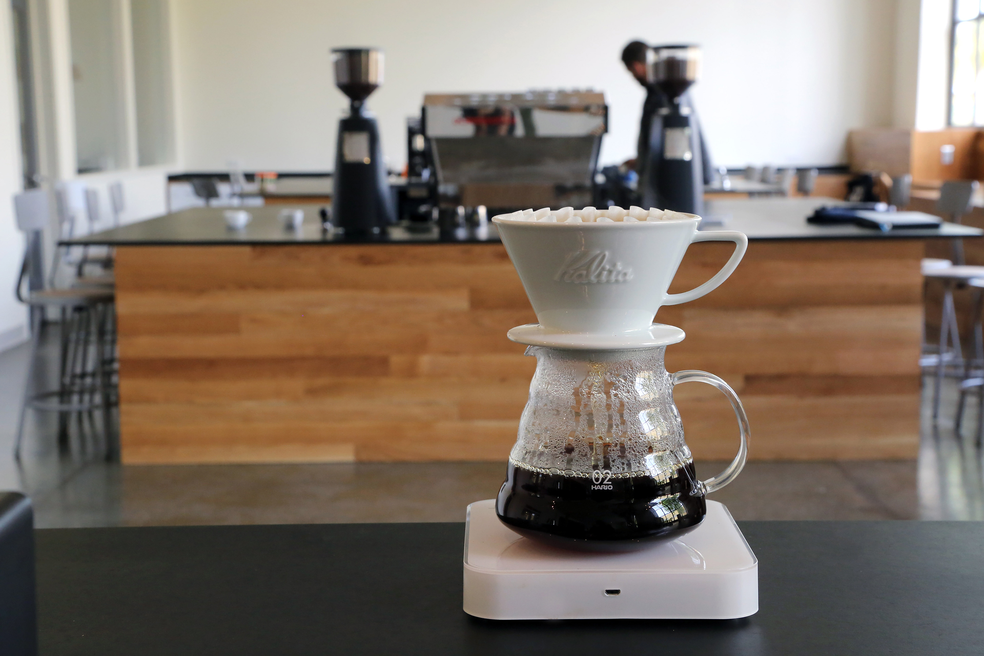 A pourover demonstration. 