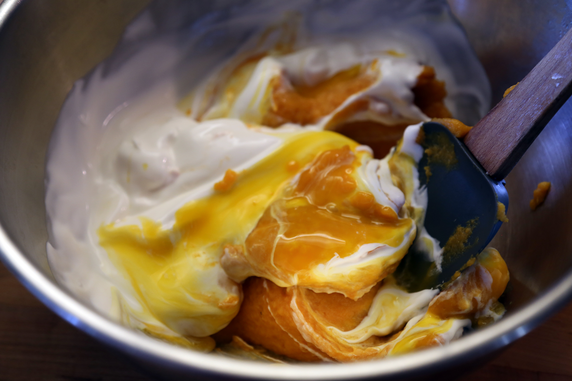 In a bowl, whisk together the butternut puree, crème fraiche, egg yolks.