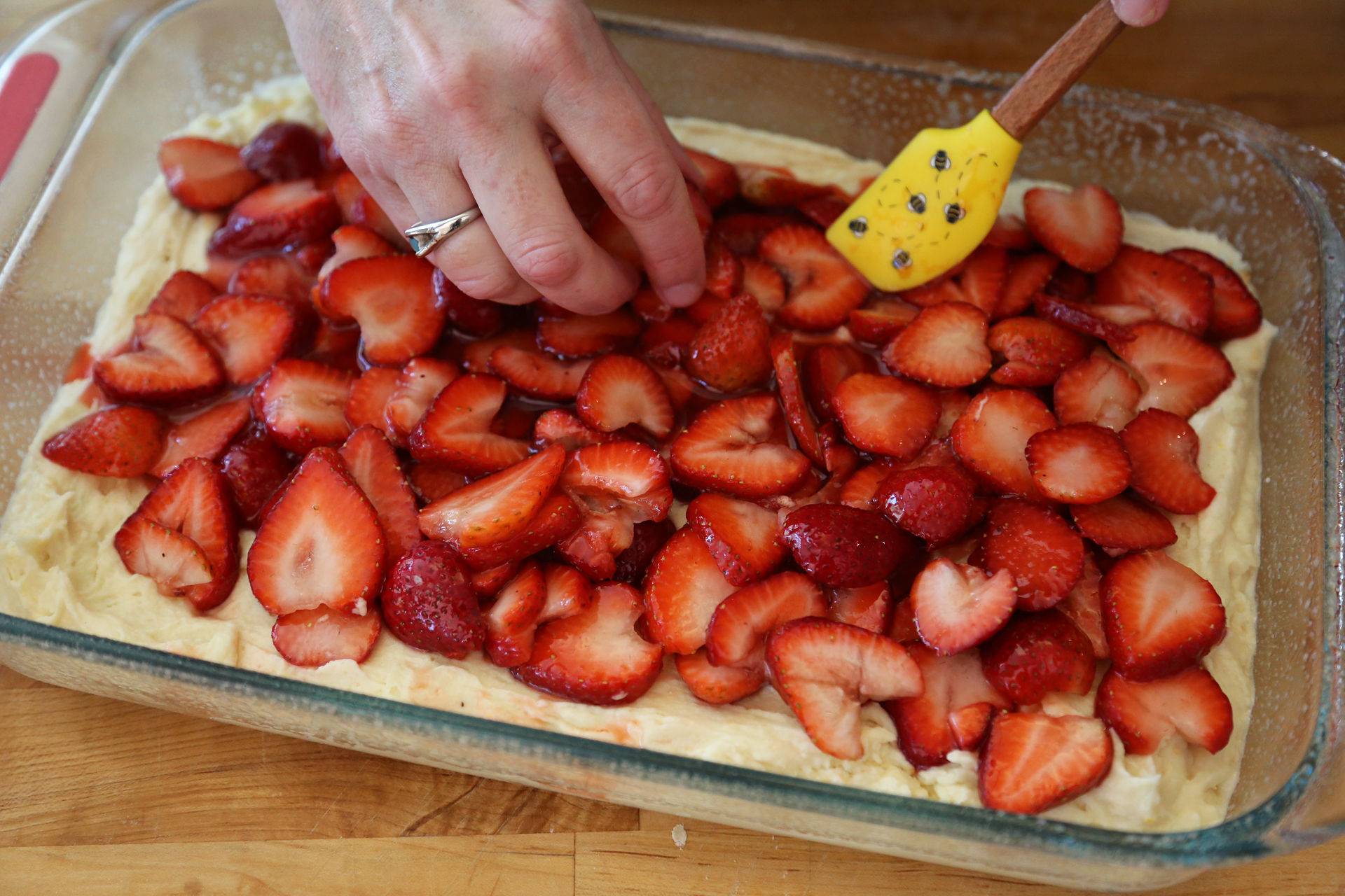 Top with the strawberry mixture, leaving a 1/2 inch border around the outside of the batter.