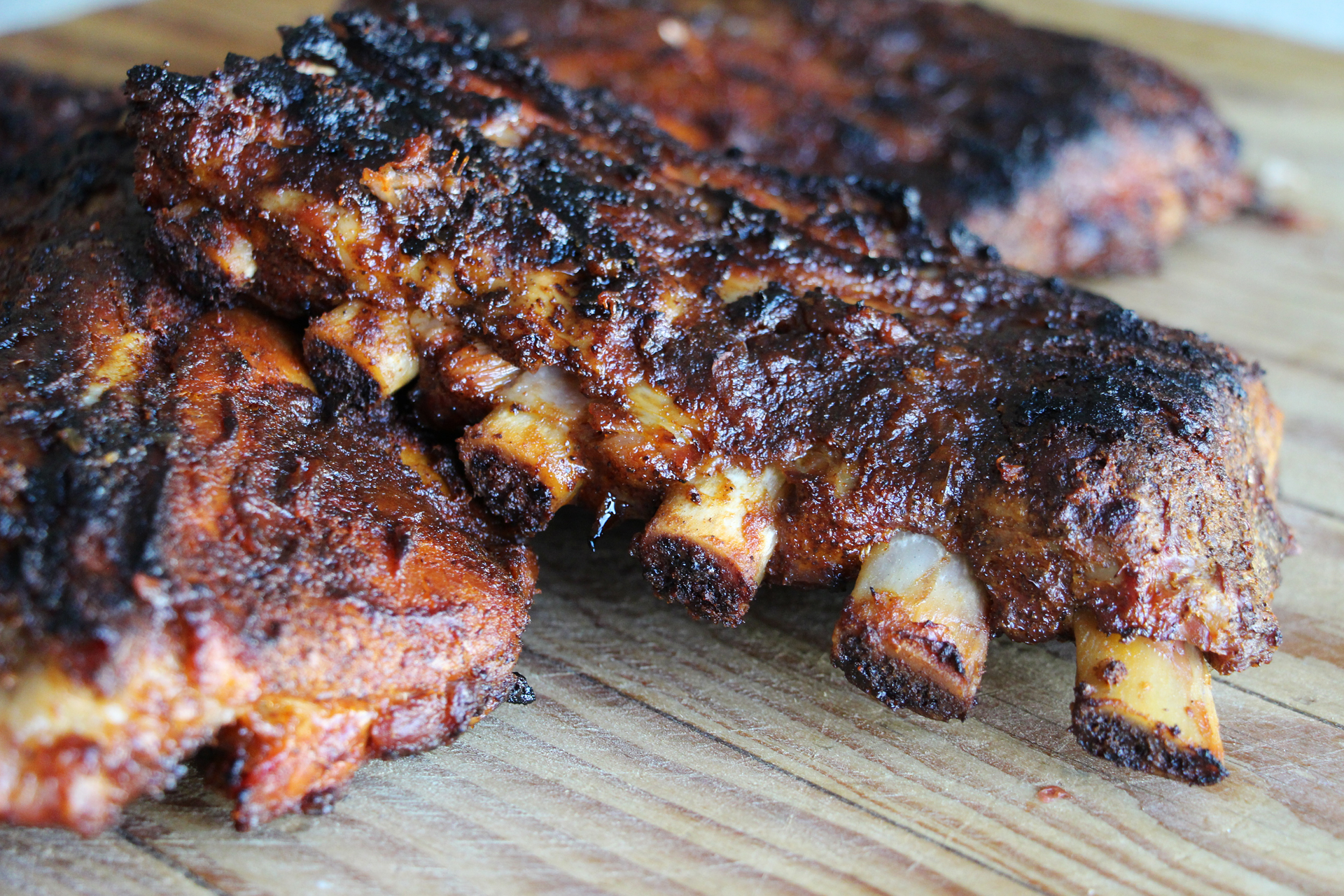 BBQ Baby Back Ribs with Homemade Barbecue Sauce