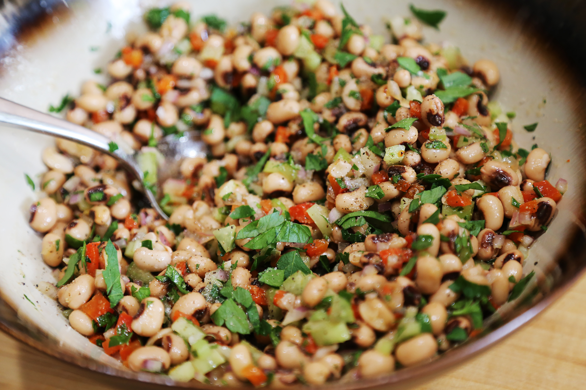 Garnish the Healthy Black-Eyed Pea Salad with some fresh parsley and serve.