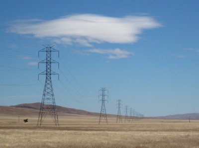Solargen argues that Panoche Valley is a rare combination of great sun, proximity to population centers, and existing transmission lines to get the power there. (Photo: Craig Miller)