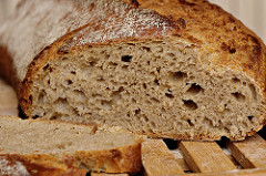 Bread made with wheat contains gluten. 