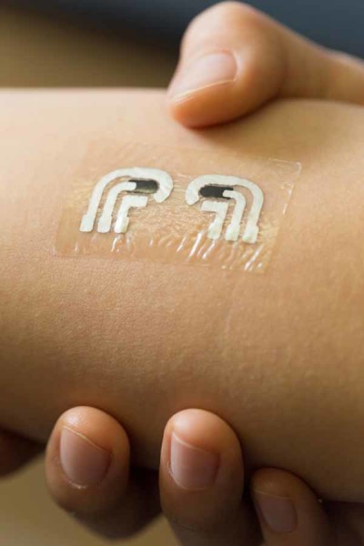 The renewable glucose sensor that looks like a temporary tattoo, and is just as easy to apply and remove