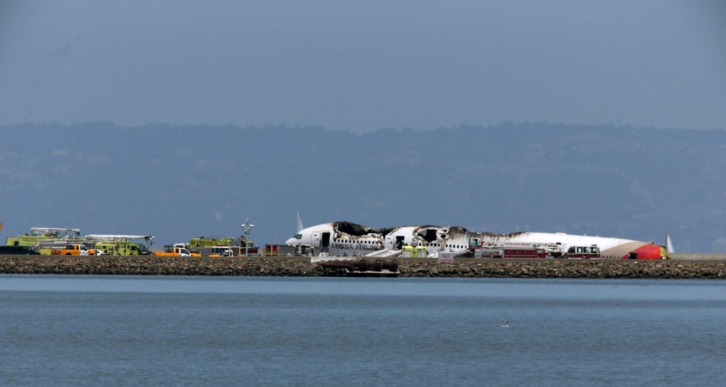 Boeing 777 Crashes At San Francisco Airport  (Justin Sullivan/Getty Images)