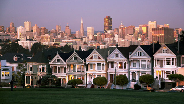 A beautiful view of San Francisco's iconic painted ladies with the downtown skyline in the background. (art-dara/Flickr)