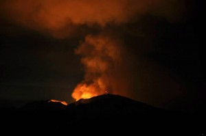 Morgan Fire, burning east of Mount Diablo, as seen from Lafayette late Sunday night. At least 3,700 acres have burned southeast of the town of Clayton. (Susan Welty) 