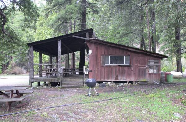From the ad: "There are no utilities and there was no business activity at the bar this past season. A generator is required to provide power. " (Craiglist.com)