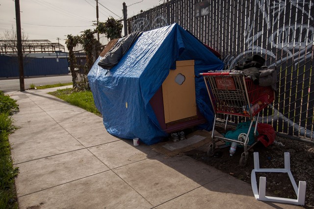 A pair of tiny houses are currently occupied down the street from Kloehn's West Oakland studio. (Mark Andrew Boyer/KQED)