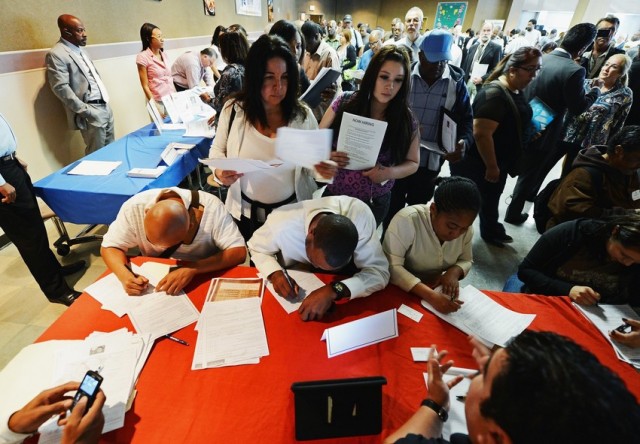  Job seekers at an employment fair. (Kevork Djansezian/Getty Images)