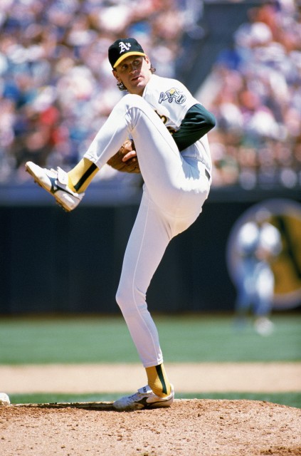Bob Welch on the mound for the Oakland A's in 1989.  (Otto Greule Jr./Getty Images)